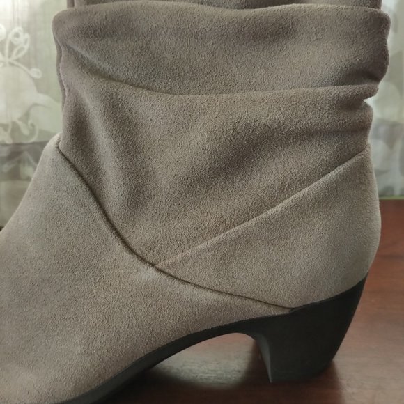 Cliffs by White Mountain Alina boots Size 9M - Picture 12 of 16